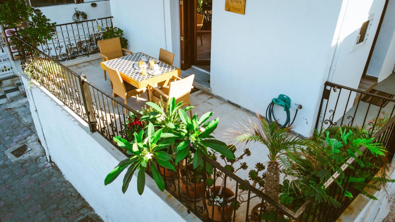 شقة Evelinas House Platanias Platanés المظهر الخارجي الصورة